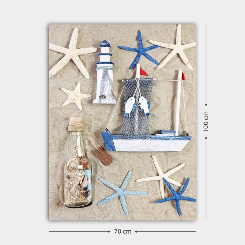 Lerretsbilde 70x100 cm - Maritim komposisjon med båt, fyr og sjøstjerne - Blå / Hvit / Beige - Innredning - Bilder & kunst - Lerretsbilder