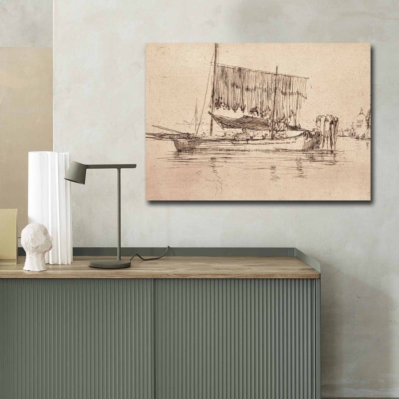 Lerretsbilde 70x100 cm - Rolig havnescene med seilbåter og folk ved vannet - Beige / Brun - Innredning - Bilder & kunst - Lerretsbilder