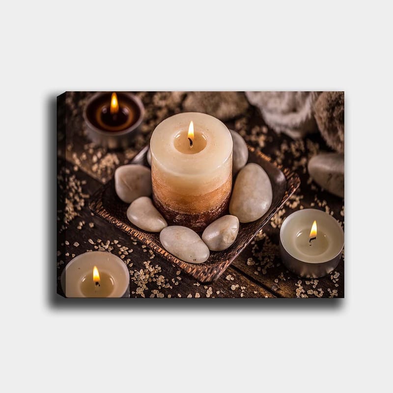 Lerretsbilde 70x100 cm - Rolig og avslappende komposisjon med stearinlys og steiner i et harmonisk miljø, Beige / Brun / Grå