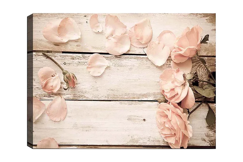 Lerretsbilde 70x100 cm - Romantisk komposisjon av roser og roseblader på en treflate, Lys rosa / Grønn