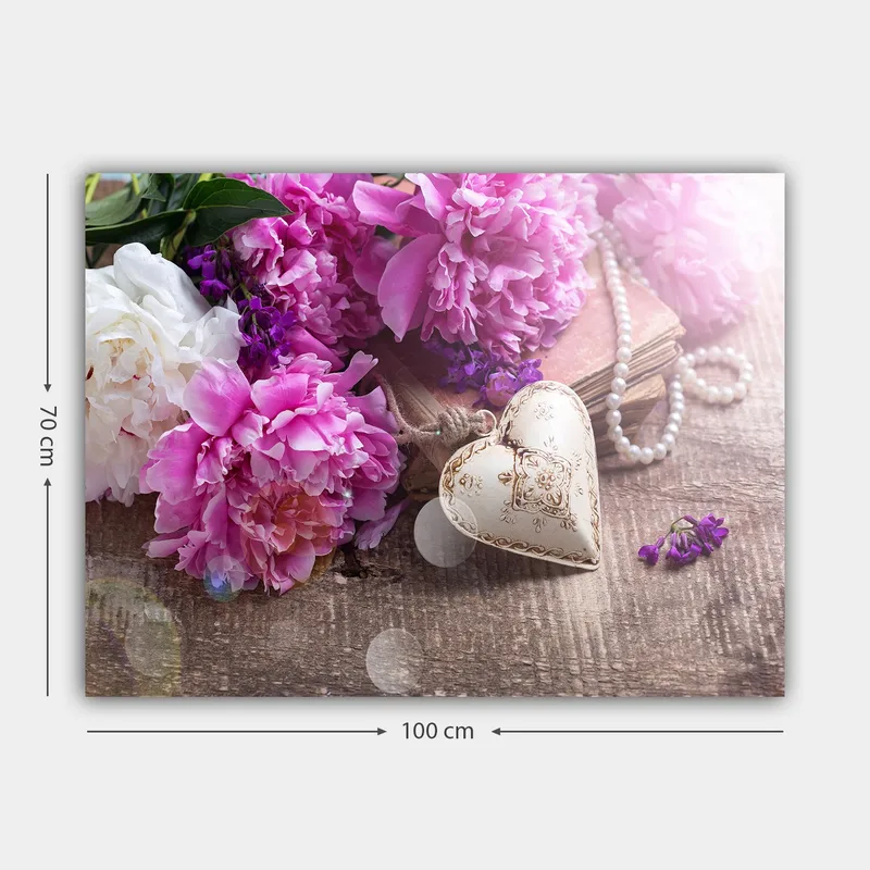 Lerretsbilde 70x100 cm - Romantisk komposisjon med rosa peoner og et dekorativt hjerte i fokus - Rosa / Hvit / Lilla - Innredning - Bilder & kunst - Lerretsbilder