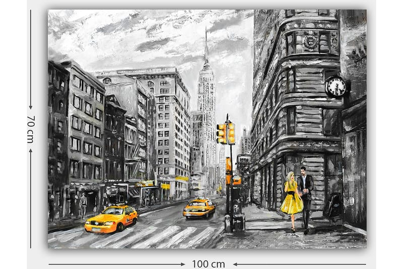 Lerretsbilde 70x100 cm - Romantisk scene av et par som går på en travel gate i New York, omgitt av klassiske bygninger og gule drosjer - Gul / Svart / Grå - Innredning - Bilder & kunst - Lerretsbilder