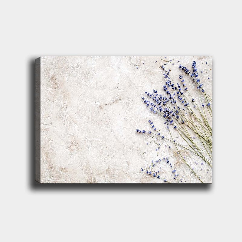 Lerretsbilde 70x100 cm - Stilig komposisjon av lavendelblomster på en lys, strukturert bakgrunn - Lys lilla / Beige - Innredning - Bilder & kunst - Lerretsbilder