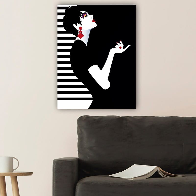Lerretsbilde 70x100 cm - Stilisert kvinne med elegant holdning og dramatiske smykker - Svart / Hvit / Rød - Innredning - Bilder & kunst - Lerretsbilder