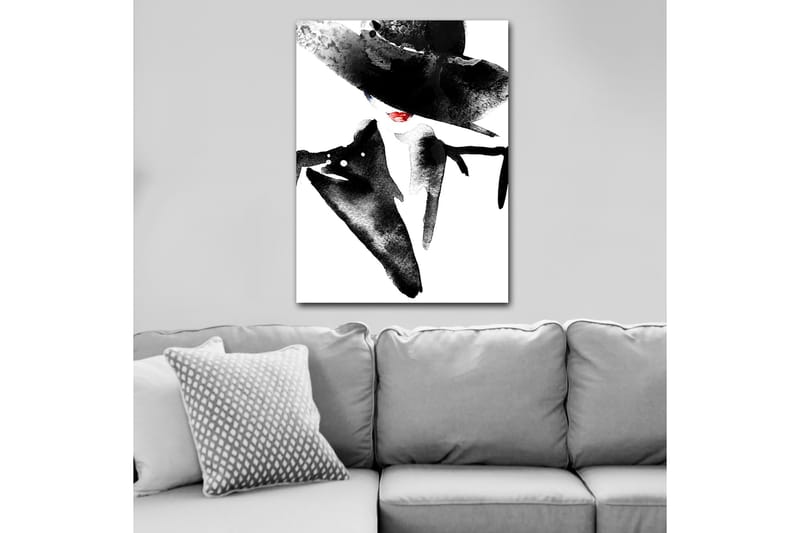 Lerretsbilde 70x100 cm - Stilisert kvinne med stor hatt og rød leppestift som utstråler eleganse og mystikk - Svart / Rød - Innredning - Bilder & kunst - Lerretsbilder