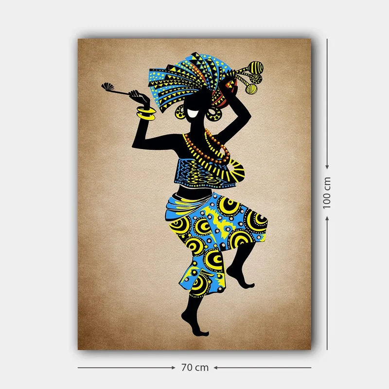 Lerretsbilde 70x100 cm - Stilisert kvinne som danser med fargerikt hodeplagg og klær, bærende en kurv - Blå / Svart / Gul - Innredning - Bilder & kunst - Lerretsbilder