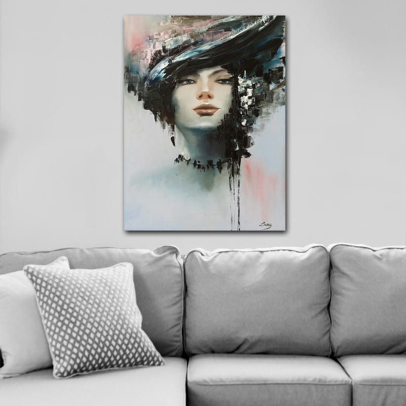 Lerretsbilde 70x100 cm - Stilisert kvinneansikt med dramatisk frisyre i svart og grått - Svart / Grå / Beige - Innredning - Bilder & kunst - Lerretsbilder