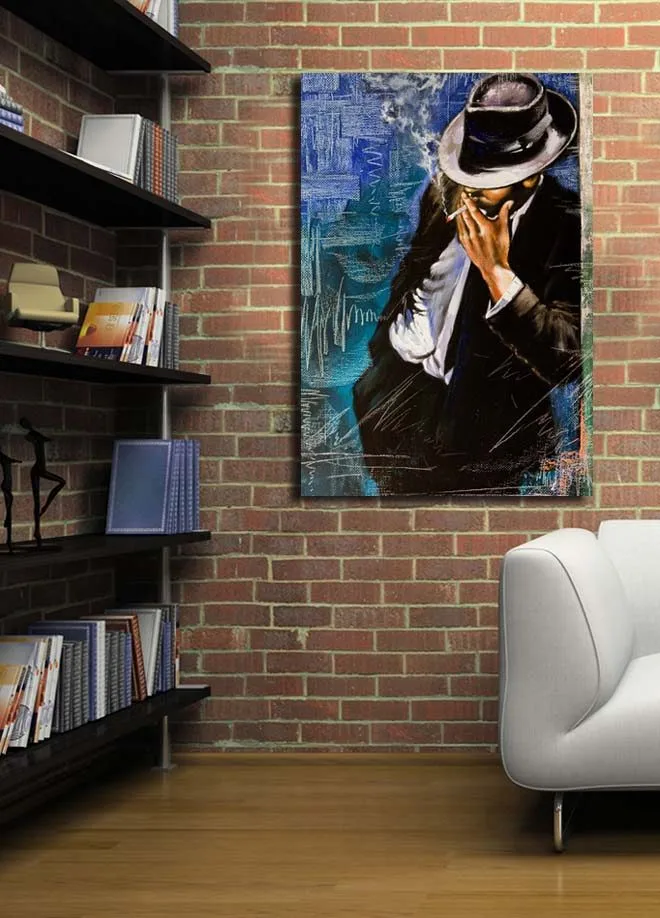 Lerretsbilde 70x100 cm - Stilisert mann i dress som røyker en sigarett, med en mystisk og nostalgisk atmosfære - Mørk blå / Svart / Hvit - Innredning - Bilder & kunst - Lerretsbilder