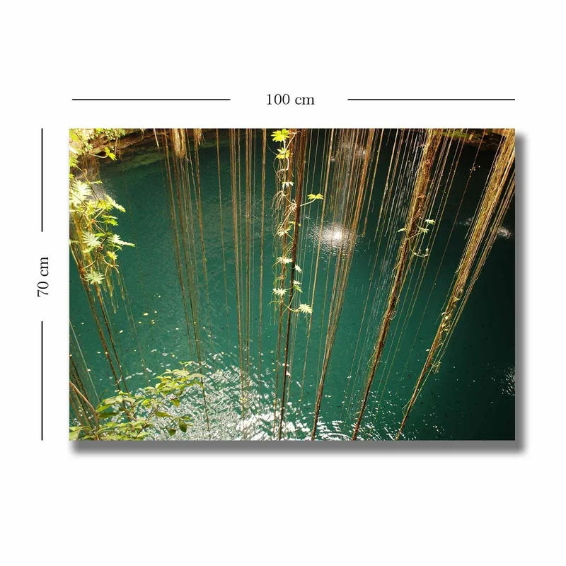 Lerretsbilde 70x100 cm - Stille vannflate omgitt av hengende vegetasjon og naturlige elementer - Turkis / Grønn / Brun - Innredning - Bilder & kunst - Lerretsbilder