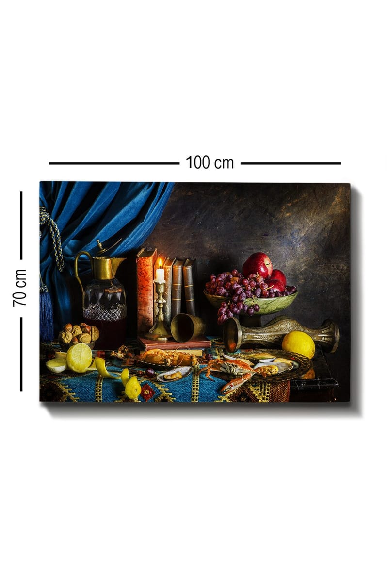 Lerretsbilde 70x100 cm - Stilleben med frukt, bøker og en mugge, som skaper en rik og innbydende atmosfære - Mørk blå / Rød / Grønn - Innredning - Bilder & kunst - Lerretsbilder