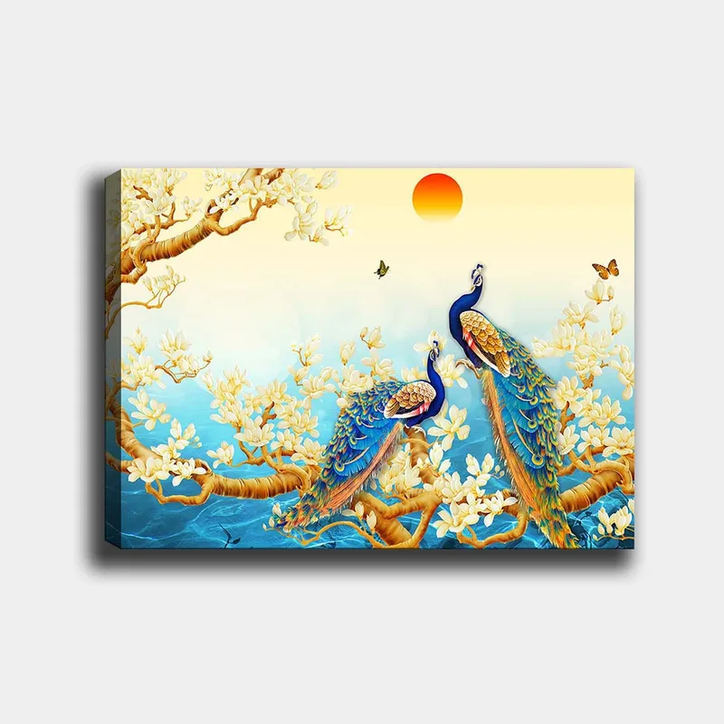 Lerretsbilde 70x100 cm - To påfugler som står på en gren omgitt av blomster og vann, Blå / Gull / Hvit