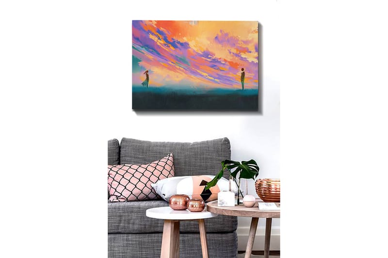 Lerretsbilde 70x100 cm - To personer som står på et åpent område under en fargerik himmel - Lilla / Oransje / Turkis - Innredning - Bilder & kunst - Lerretsbilder