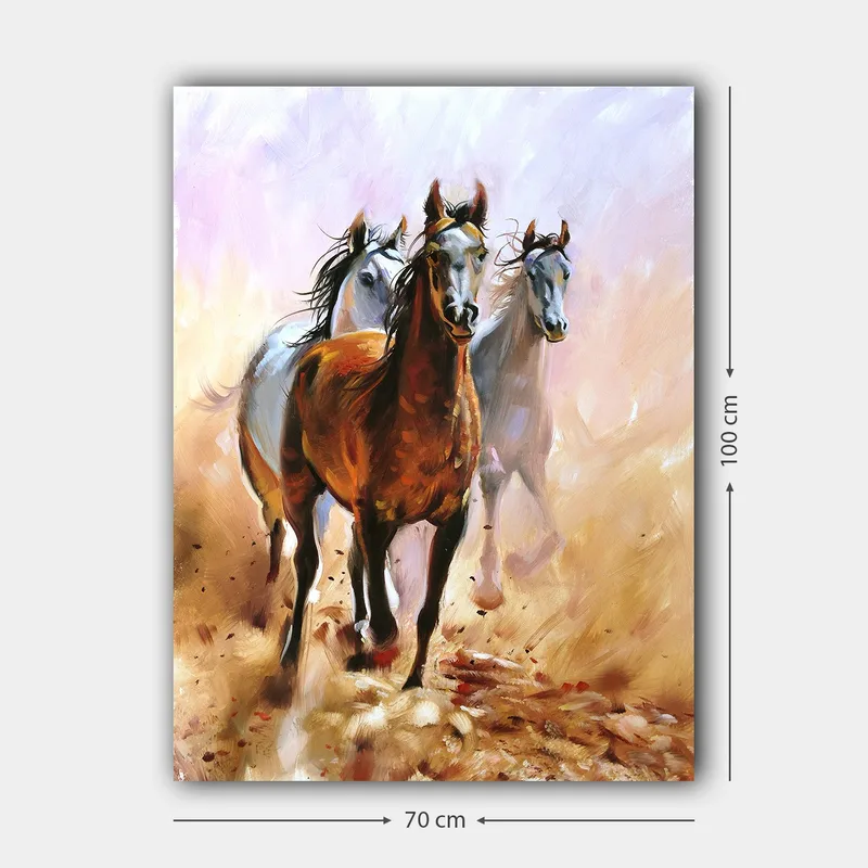 Lerretsbilde 70x100 cm - Tre hester galopperer fremover i en dynamisk bevegelse - Brun / Hvit / Beige - Innredning - Bilder & kunst - Lerretsbilder