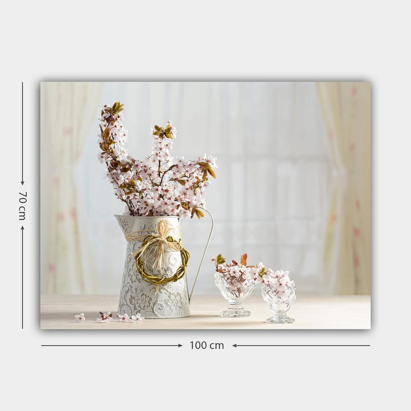 Lerretsbilde 70x100 cm - Vakker bukett med rosa blomster i en dekorativ mugge - Rosa / Grønn / Hvit - Innredning - Bilder & kunst - Lerretsbilder