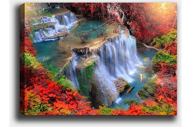Lerretsbilde 70x100 cm - Vakker foss omgitt av fargerike høstblader - Rød / Grønn / Blå - Innredning - Bilder & kunst - Lerretsbilder
