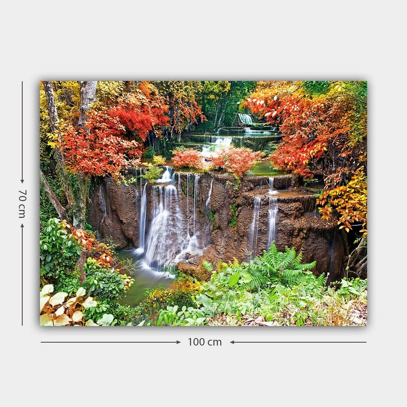 Lerretsbilde 70x100 cm - Vakker foss omgitt av fargerike høstblader - Rød / Grønn / Brun - Innredning - Bilder & kunst - Lerretsbilder