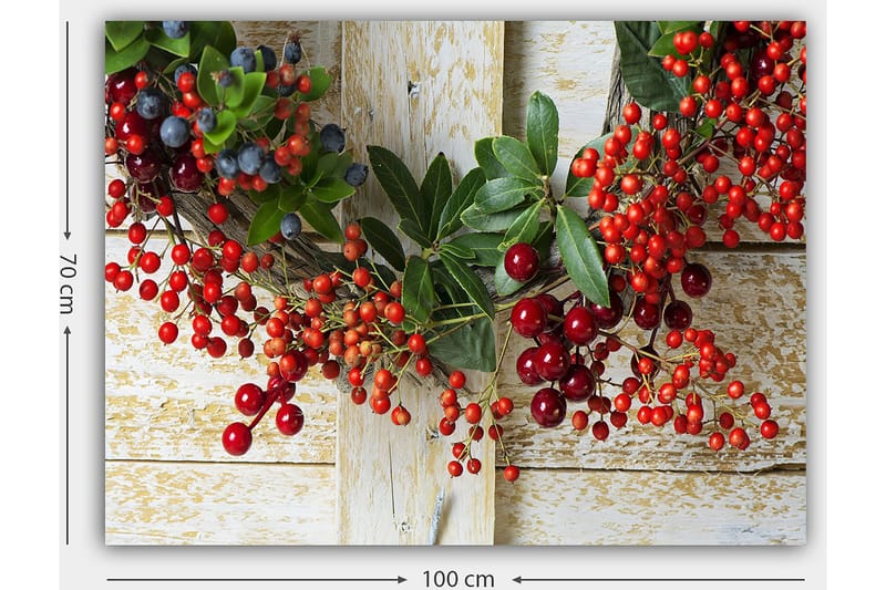 Lerretsbilde 70x100 cm - Vakker krans av bær og grønne blader som skaper en festlig atmosfære - Rød / Grønn / Blå - Innredning - Bilder & kunst - Lerretsbilder