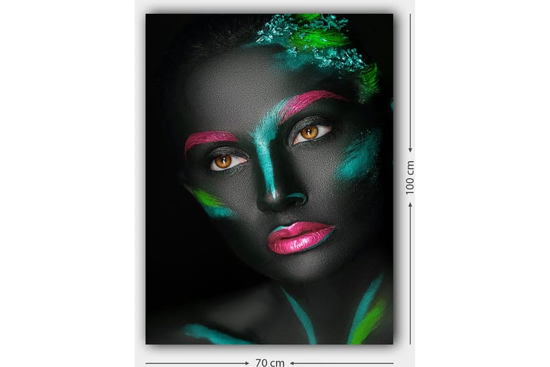 Lerretsbilde 70x100 cm - Portrett av en kvinne med fargerik ansiktsmaling på svart bakgrunn - Svart / Rosa / Grønn - Innredning - Bilder & kunst - Lerretsbilder