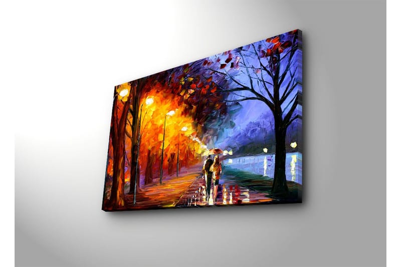 Lerretsbilde 70x45 cm - Romantisk spasertur i regnet med paraplyer i et fargerikt høstmiljø - Oransje / Blå / Gul - Innredning - Bilder & kunst - Lerretsbilder