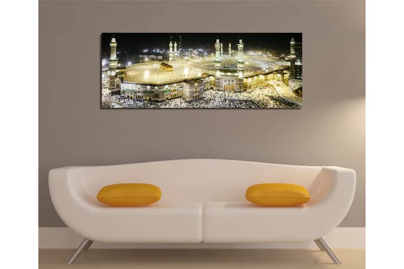 Lerretsbilde 80x30 cm - Storslått utsikt over det hellige stedet i Mekka i nattlys - Gull / Grønn / Svart - Innredning - Bilder & kunst - Lerretsbilder