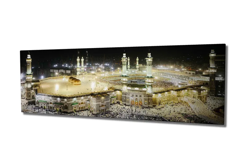 Lerretsbilde 80x30 cm - Storslått utsikt over det hellige stedet i Mekka i nattlys - Gull / Grønn / Svart - Innredning - Bilder & kunst - Lerretsbilder