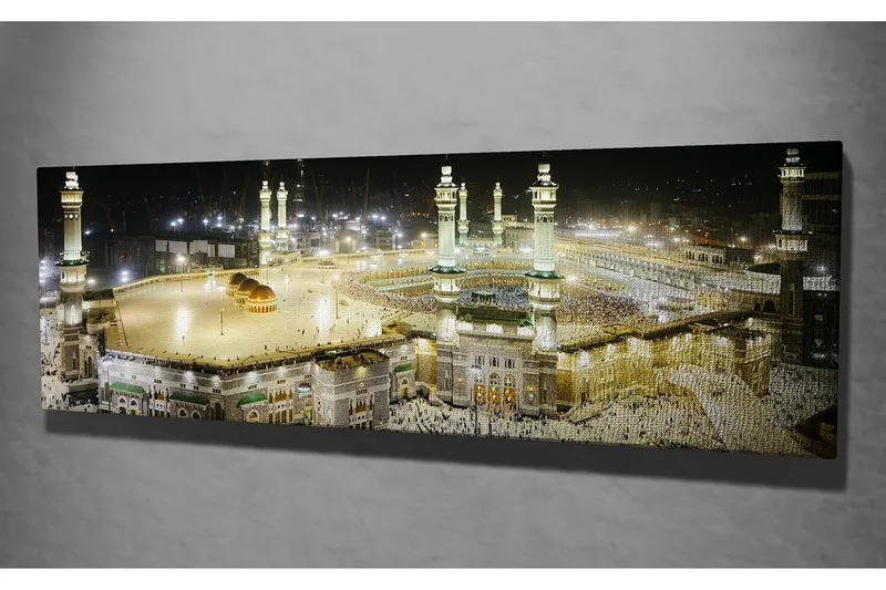 Lerretsbilde 80x30 cm - Storslått utsikt over det hellige stedet i Mekka i nattlys - Gull / Grønn / Svart - Innredning - Bilder & kunst - Lerretsbilder