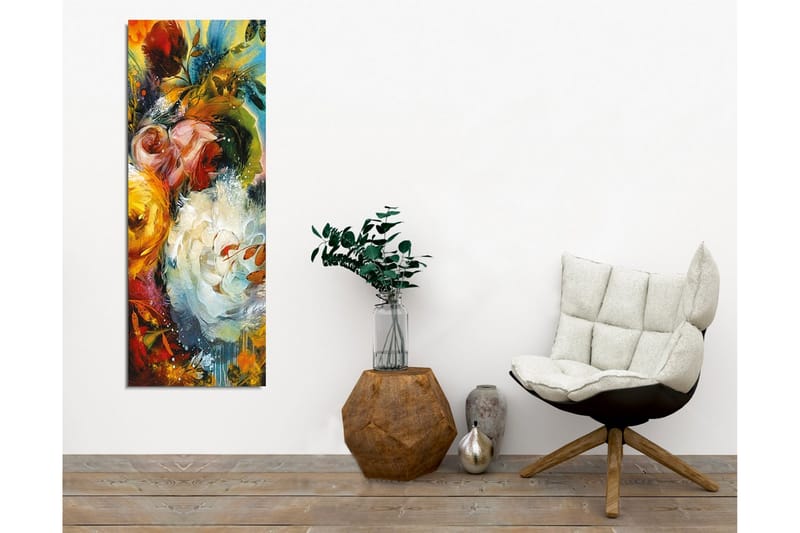 Lerretsbilde - Fargerik blomsterbukett med elementer av grønt bladverk - Rød / Gul / Hvit - Innredning - Bilder & kunst - Lerretsbilder