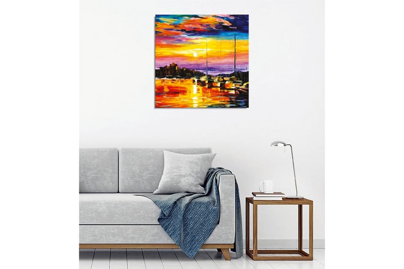 Lerretsbilde - Fargerik solnedgang over en havn med seilbåter - Oransje / Lilla / Blå - Innredning - Bilder & kunst - Lerretsbilder