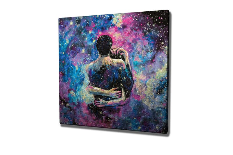 Lerretsbilde - Intimt par som omfavner hverandre i en stjerneklar galakse, Blå / Lilla / Svart
