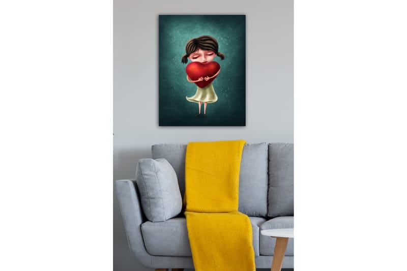 Lerretsbilde - Jente som holder et stort rødt hjerte - Rød / Grønn / Beige - Innredning - Bilder & kunst - Lerretsbilder