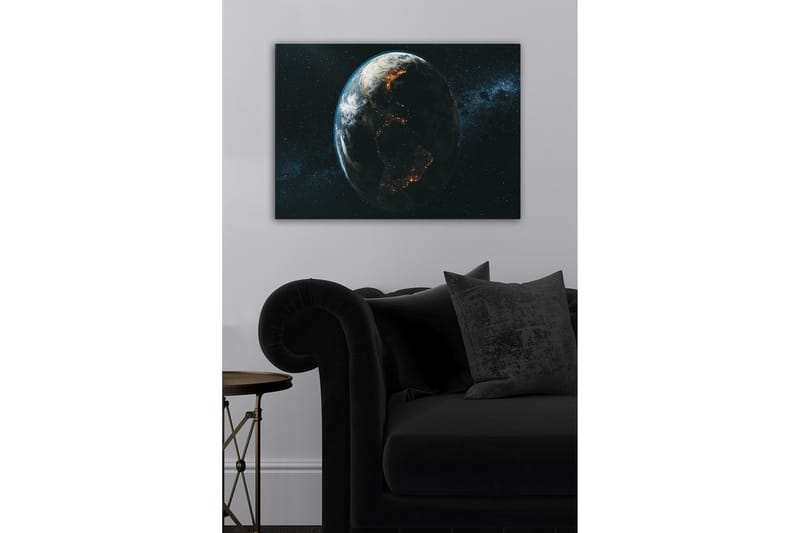 Lerretsbilde - Jorden sett fra verdensrommet med lys som fremhever byene - Blå / Grønn / Svart - Innredning - Bilder & kunst - Lerretsbilder
