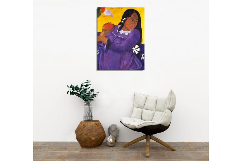 Lerretsbilde - Kvinne i lilla kjole som holder en frukt - Lilla / Gul / Hvit - Innredning - Bilder & kunst - Lerretsbilder