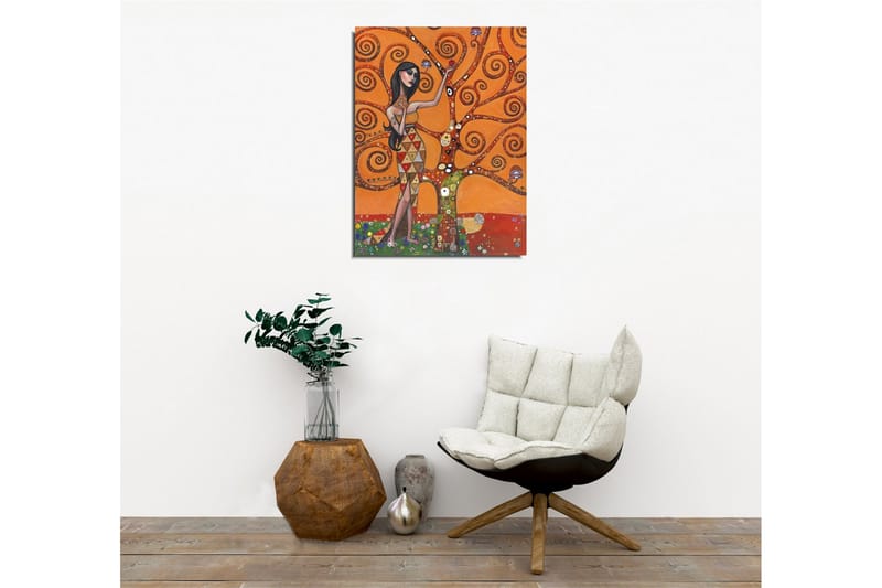 Lerretsbilde - Kvinnelig figur omgitt av spinnende tregrener - Oransje / Grønn / Rød - Innredning - Bilder & kunst - Lerretsbilder