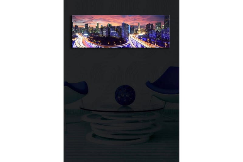 Lerretsbilde med LED-belysning 30x90 cm - Bysilhuett i skumringen med lysstråler fra veiene - Mørk blå / Oransje / Lilla - Innredning - Bilder & kunst - Lerretsbilder