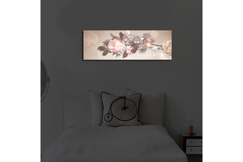 Lerretsbilde med LED-belysning 30x90 cm - Fargerik blomsteroppsats med roser og blader - Lys rosa / Grønn / Beige - Innredning - Bilder & kunst - Lerretsbilder
