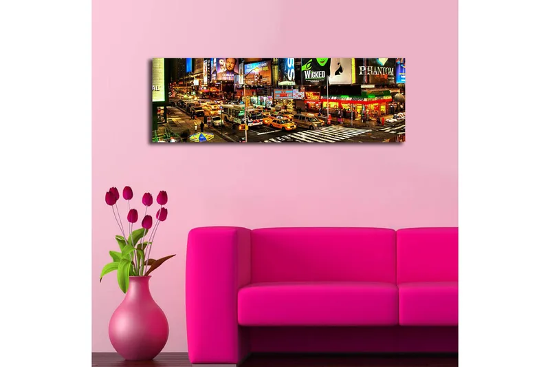 Lerretsbilde med LED-belysning 30x90 cm - Livlig bybilde av Times Square med neonskilt og trafikk - Gul / Grønn / Rød - Innredning - Bilder & kunst - Lerretsbilder