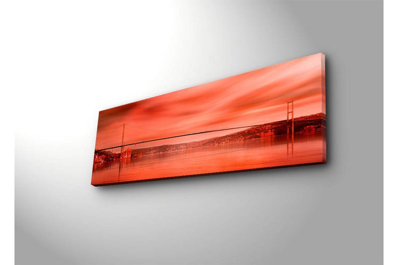 Lerretsbilde med LED-belysning 30x90 cm - Storslått utsikt over en bro over en speilblank vannflate i solnedgangens farger - Rød / Oransje / Svart - Innredning - Bilder & kunst - Lerretsbilder