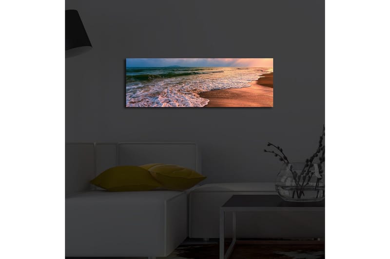 Lerretsbilde med LED-belysning 30x90 cm - Vakker strand med solnedgang og myke bølger - Blå / Oransje / Beige - Innredning - Bilder & kunst - Lerretsbilder