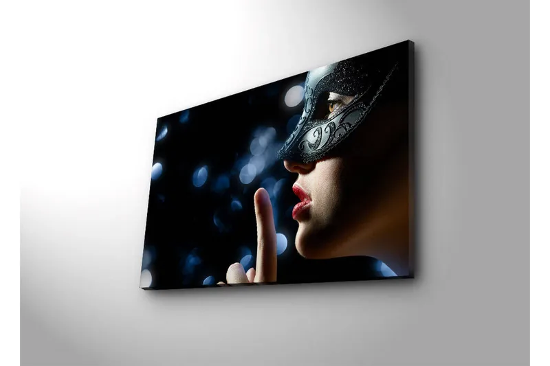 Lerretsbilde med LED-belysning 45x70 cm - Mystisk kvinne med maske som lager en stillhetsgest - Svart / Hudtone / Rød - Innredning - Bilder & kunst - Lerretsbilder
