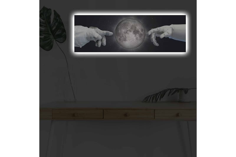 Lerretsbilde med LED-belysning - Astronauthender rekker mot månen, Grå / Svart / Hvit