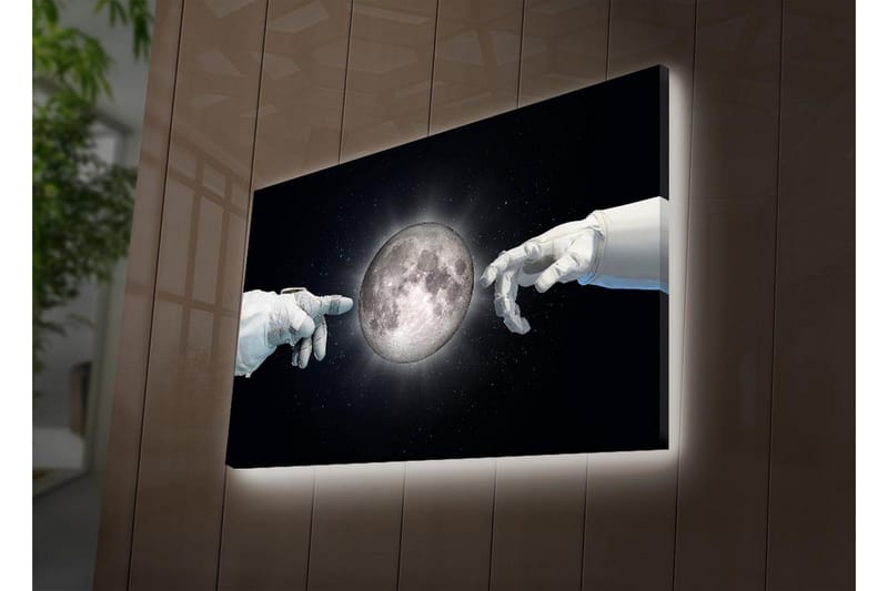 Lerretsbilde med LED-belysning - Astronauthender rekker mot månen - Hvit / Svart / Grå - Innredning - Bilder & kunst - Lerretsbilder