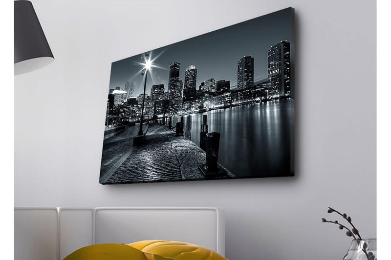 Lerretsbilde med LED-belysning - Bylandskap i svart-hvitt med refleksjoner i vannet - Svart / Grå - Innredning - Bilder & kunst - Lerretsbilder