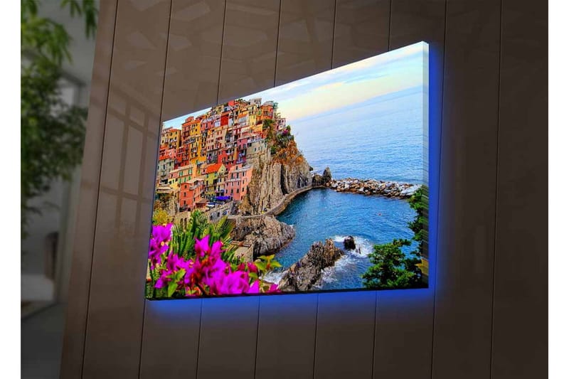 Lerretsbilde med LED-belysning - Fargerik kystlandsby med fargerike hus og havutsikt - Lilla / Oransje / Blå - Innredning - Bilder & kunst - Lerretsbilder