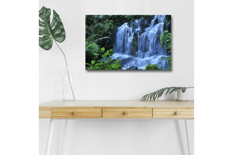 Lerretsbilde med LED-belysning - Foss omgitt av frodig grøntområde, Grønn / Blå / Hvit