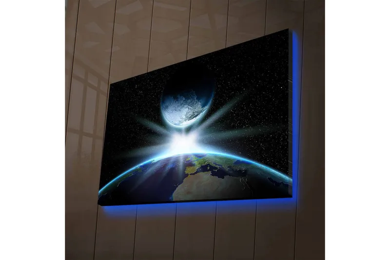 Lerretsbilde med LED-belysning - Jorden sett fra verdensrommet med en strålende soloppgang bak månen, Blå / Grønn / Svart