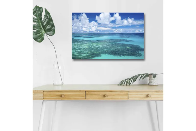 Lerretsbilde med LED-belysning - Klarblå havutsikt med korallrev og hvite skyer, Blå / Turkis / Hvit