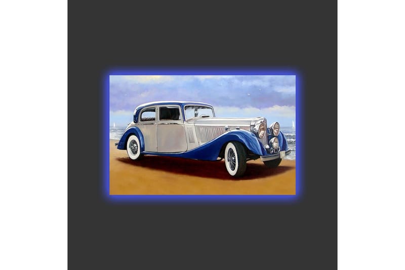 Lerretsbilde med LED-belysning - Klassisk bil ved sjøen med en dramatisk himmel i bakgrunnen - Blå / Sølv / Beige - Innredning - Bilder & kunst - Lerretsbilder