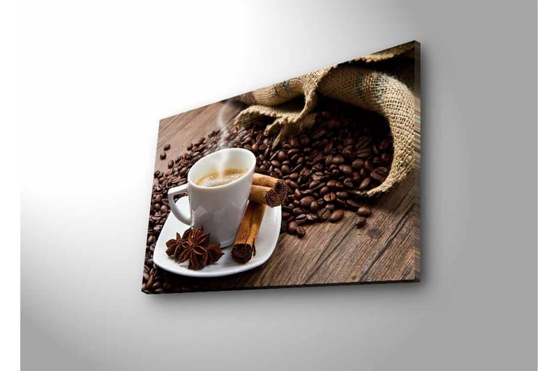 Lerretsbilde med LED-belysning - Kopp rykende varm kaffe omgitt av kaffebønner og krydder - Brun / Hvit / Beige - Innredning - Bilder & kunst - Lerretsbilder