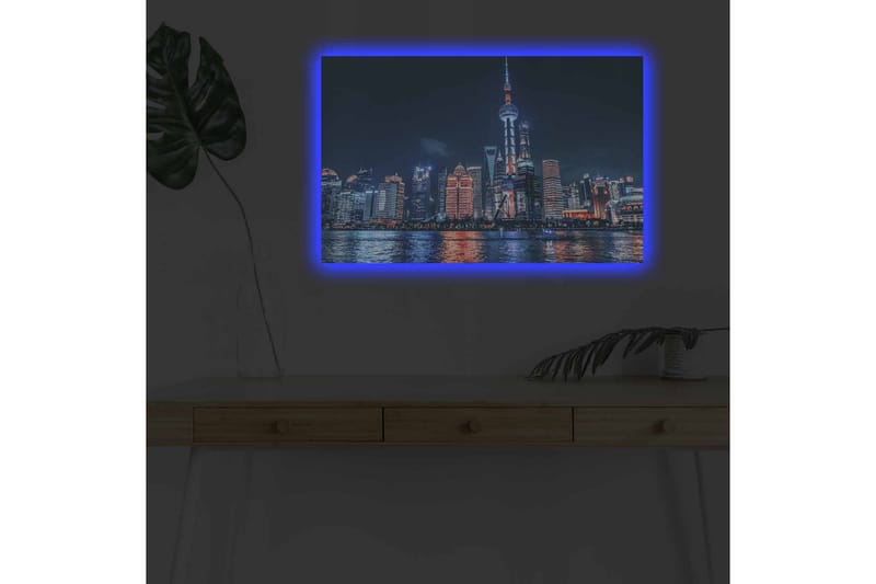 Lerretsbilde med LED-belysning - Nattlig bybilde av Shanghai med lyse skyskrapere og refleksjoner i vannet - Mørk blå / Oransje / Hvit - Innredning - Bilder & kunst - Lerretsbilder