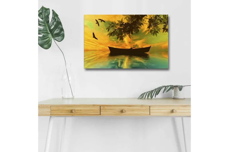Lerretsbilde med LED-belysning - Silhuett av en båt på speilblankt vann med en fargerik solnedgang, Gul / Grønn / Svart